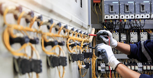Professional Electrician technician working in Lawrence, IN